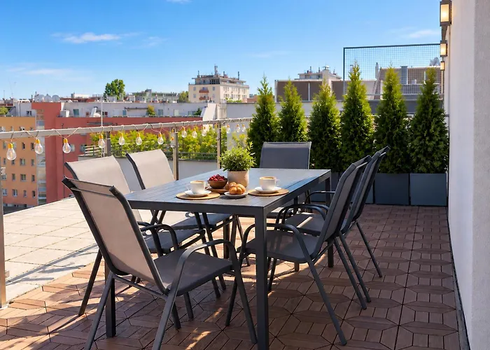Apartment For 6 With Rooftop Terrace & Air Conditioning, Close To Metro Vienna